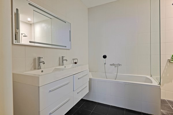 Medium property photo - Graaf Florisstraat 23H, 1091 TE Amsterdam